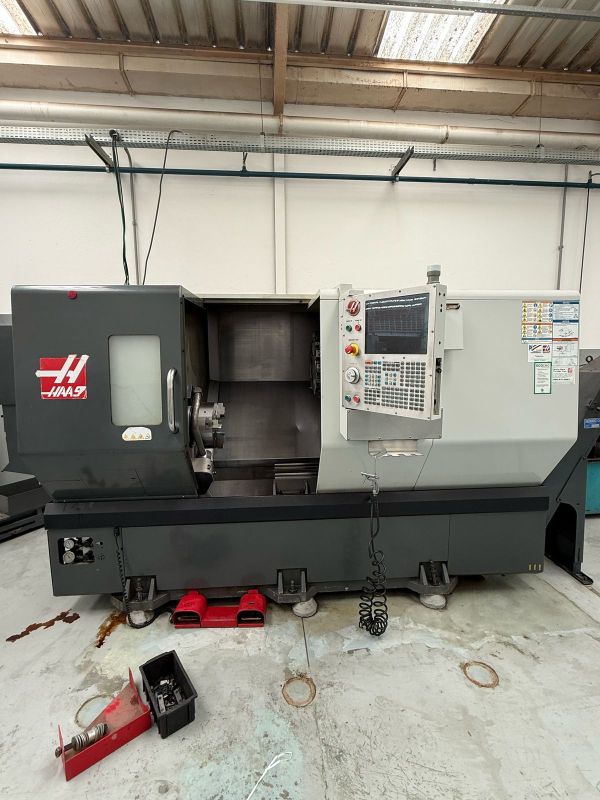 Torno CNC HAAS ST30