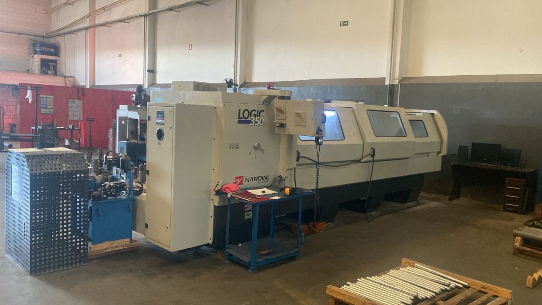 Torno CNC NARDINI LOGIC 350