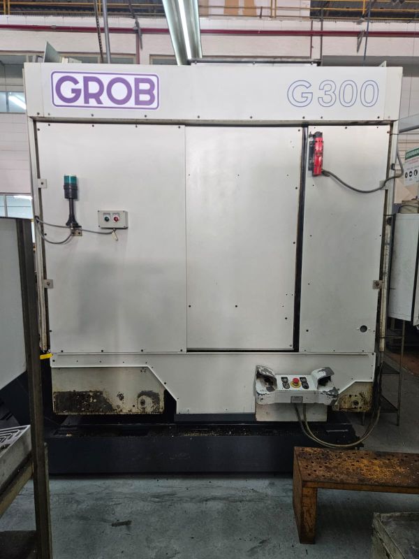 Centro de Usinagem Horizontal GROB G300 – 5 Eixos