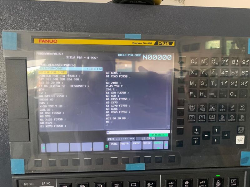 Centro de Usinagem Vertical OKADA VDSL-850