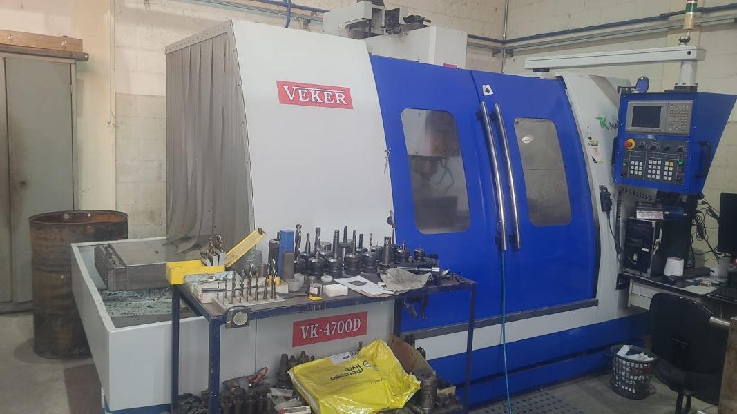 Fresadora CNC VEKER VK4700D