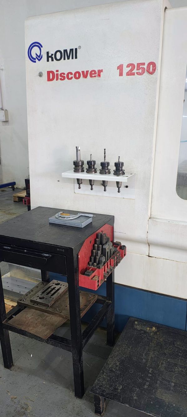 Centro de Usinagem ROMI DISCOVERY 1250