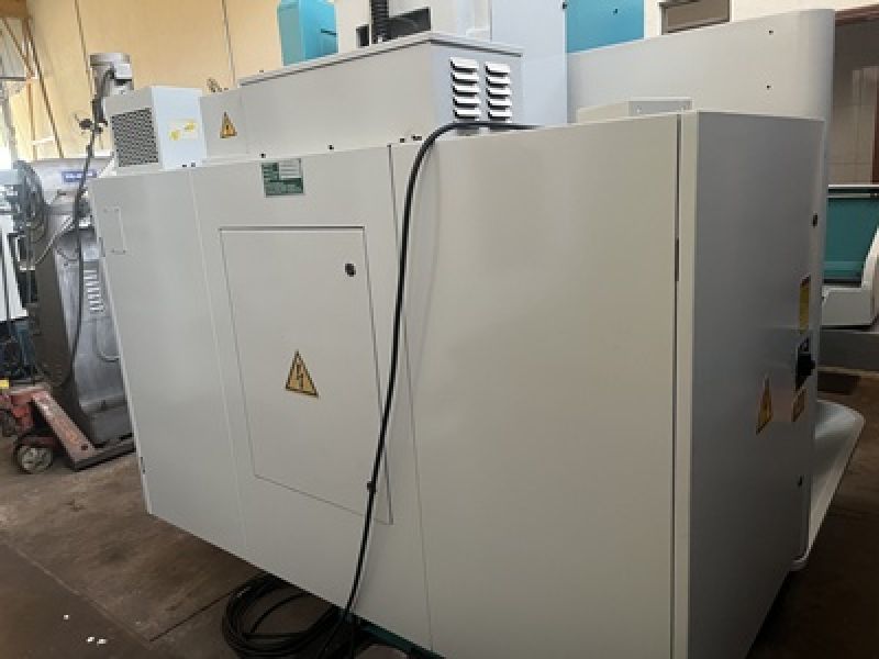 Fresadora CNC SINITRON B5NX