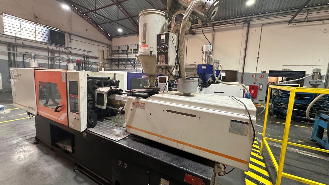 INJETORA PLÁSTICA CHEN HSONG JM178