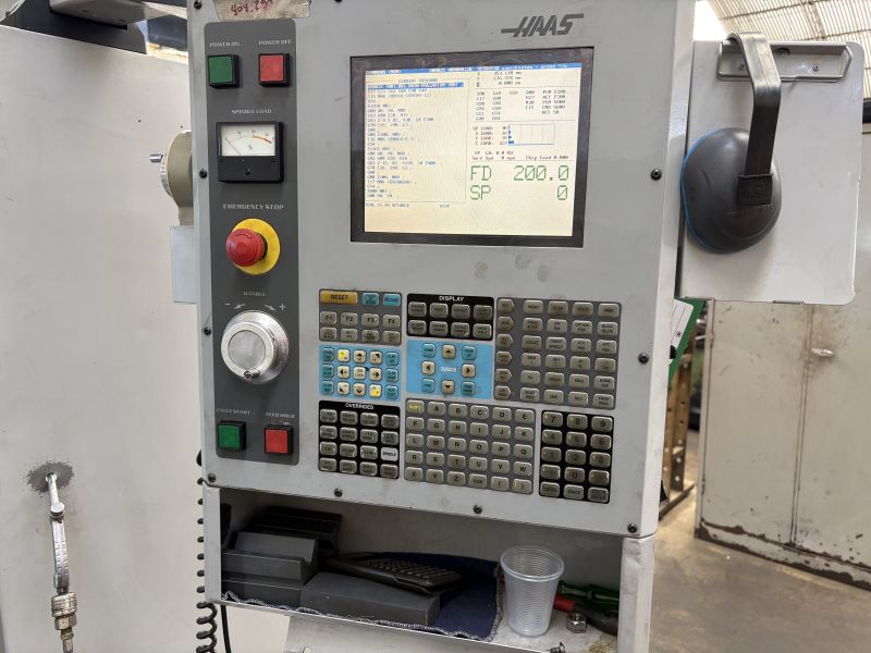 Centro de Usinagem Vertical Haas VF-2