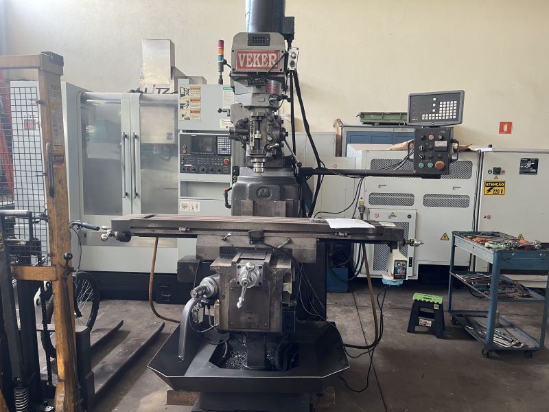Fresadora Ferramenteira VEKER 430I