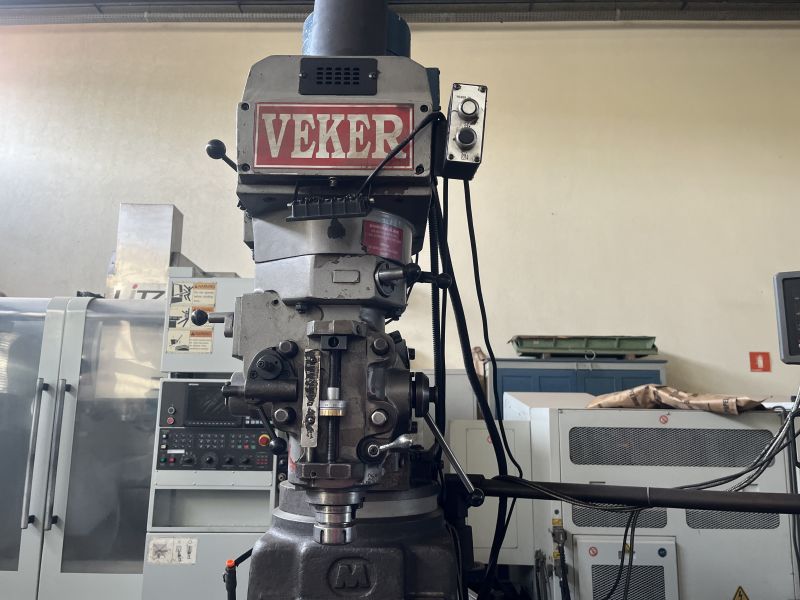 Fresadora Ferramenteira VEKER 430I