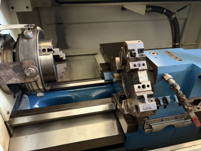 Torno CNC ROMI CENTUR 30D