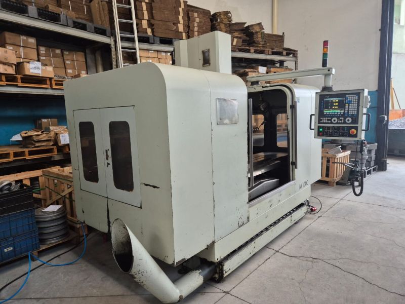 Centro de Usinagem Vertical TRAVIS M1000