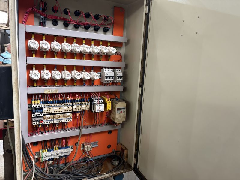 Retifica Cilíndrica MELLO UNS-2/1500