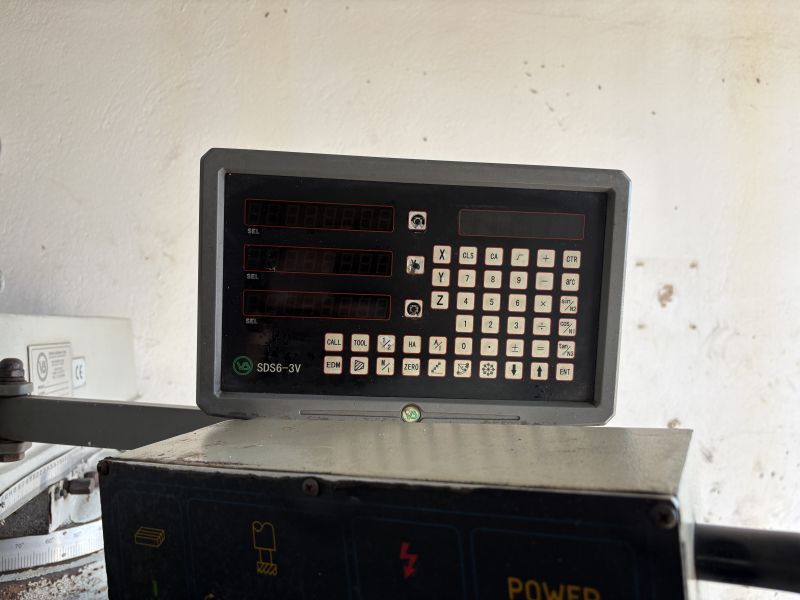 Fresadora Ferramenteira VITOR BUONO 5VS