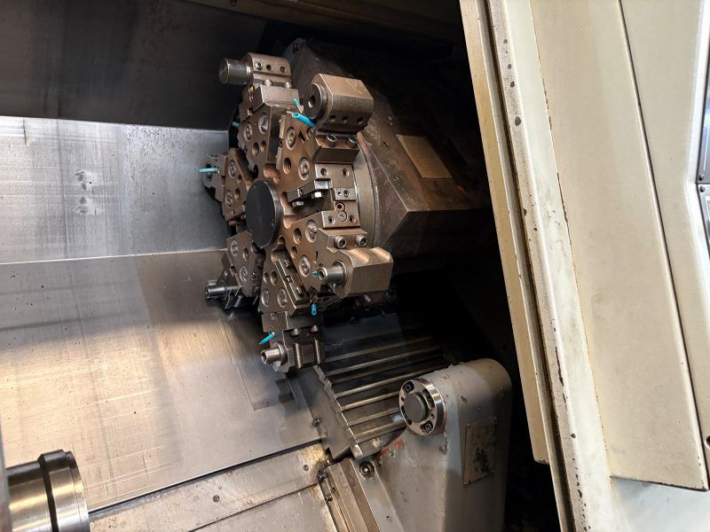 Torno CNC HYUNDAI-KIA SKT 21