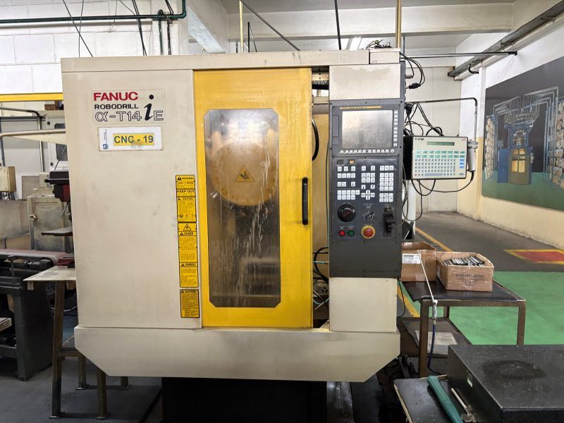 Centro de Usinagem Vertical FANUC ROBODRILL α-T14iE