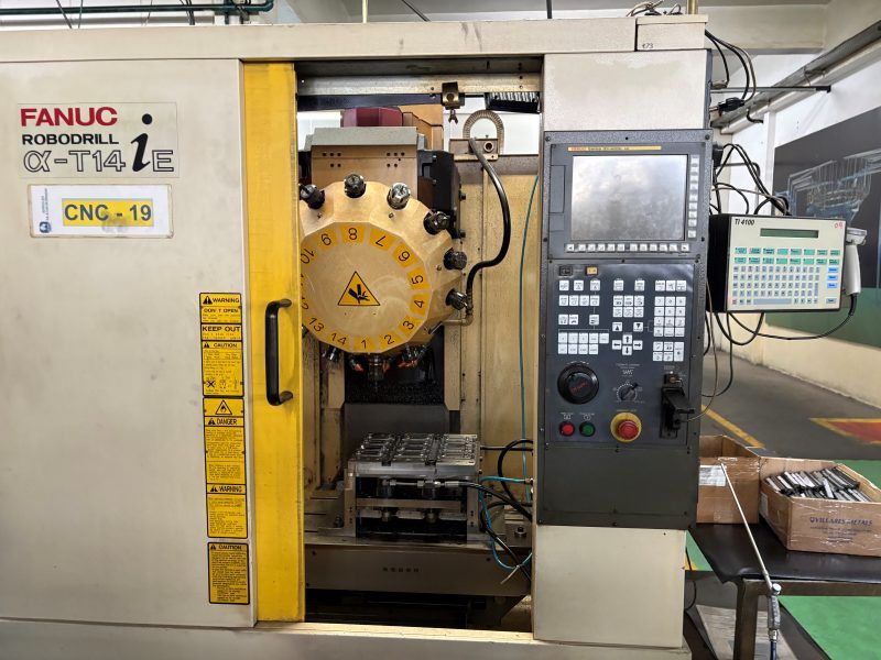 Centro de Usinagem Vertical FANUC ROBODRILL α-T14iE