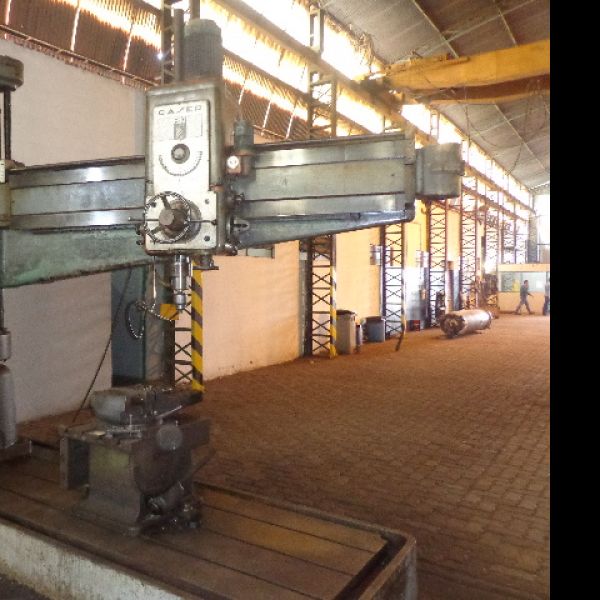 Furadeira Radial CASER F-80
