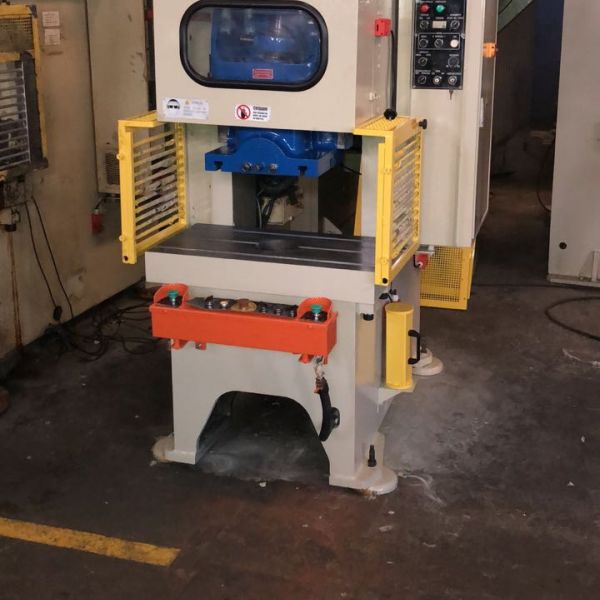 Prensa EXCÊNTRICA PREZAP PW 45