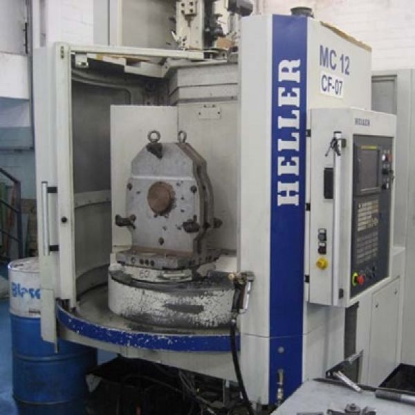 Centro de Usinagem Horizontal HELLER MC 12