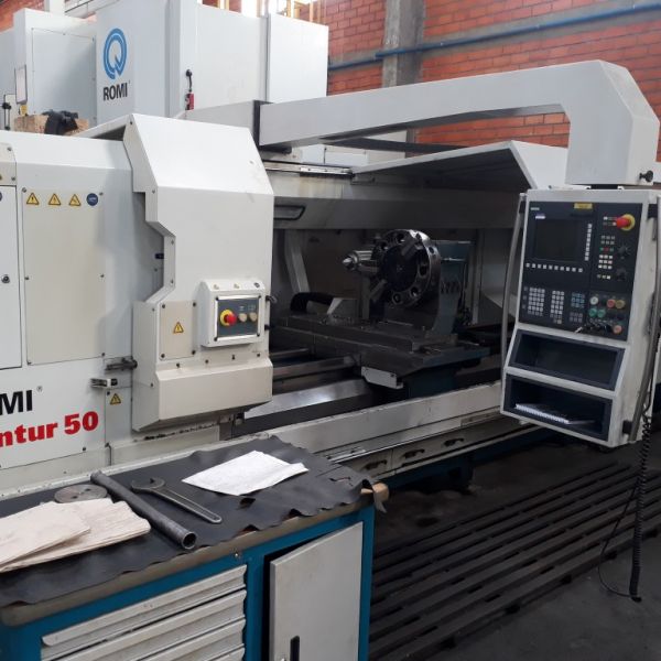 Torno CNC ROMI CENTUR 50B