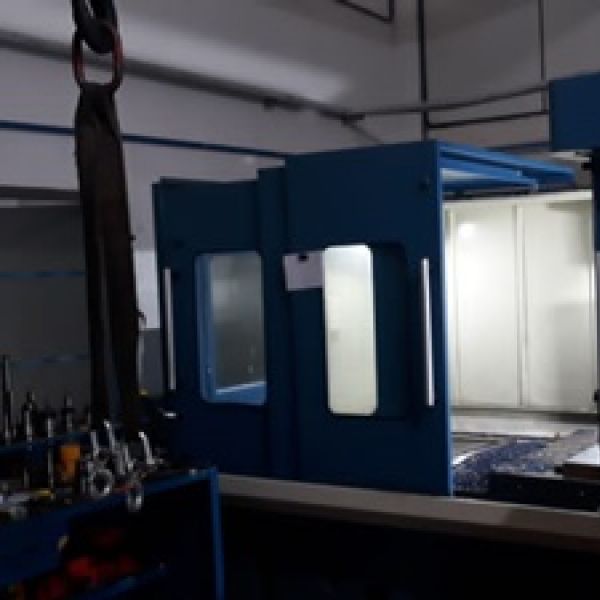 Centro de Usinagem Portal 5 eixos SFY 5AX-2000