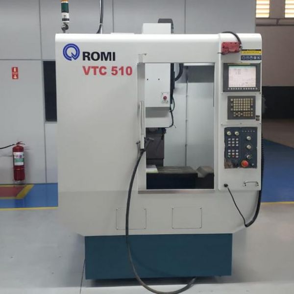 Centro de Usinagem Vertical ROMI VTC510