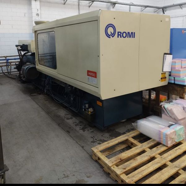 Injetora Plástica ROMI PRIMAX 300