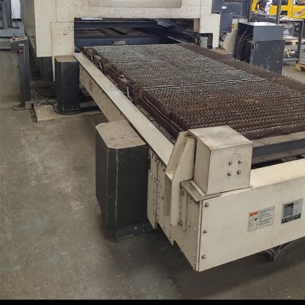 Corte a Laser MAZAK HYPERGEAR 510 CHAMPION