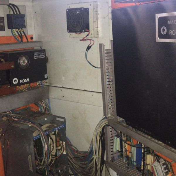 Torno CNC ROMI MAZAK COSMOS 10U