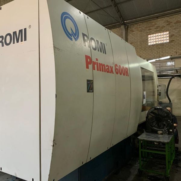 Injetora de Plástico ROMI PRIMAX 600R