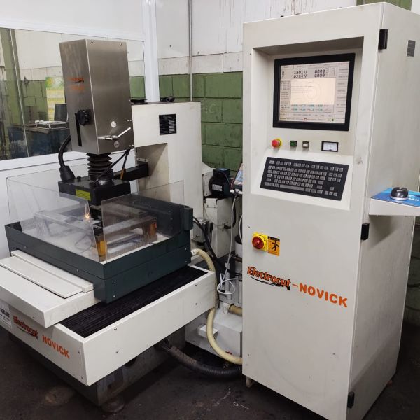 Eletroerosão a Fio ELECTROCUT NOVICK AR1300