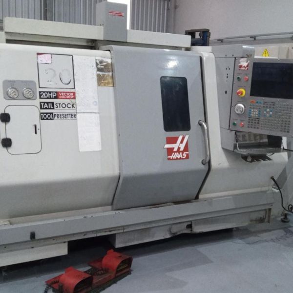 Torno CNC HAAS SL20T