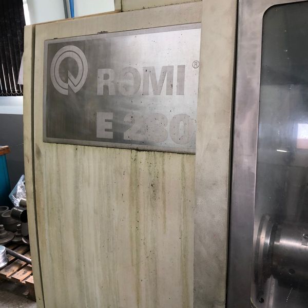 Torno CNC ROMI E280