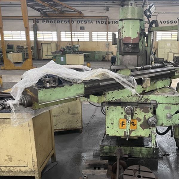 Fresadora Universal TOS FGU40