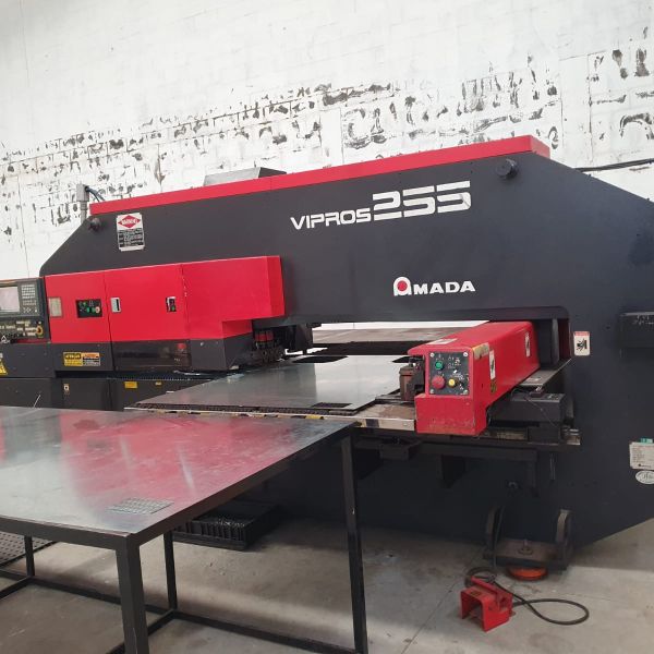 Puncionadeira CNC AMADA VIPROS 255
