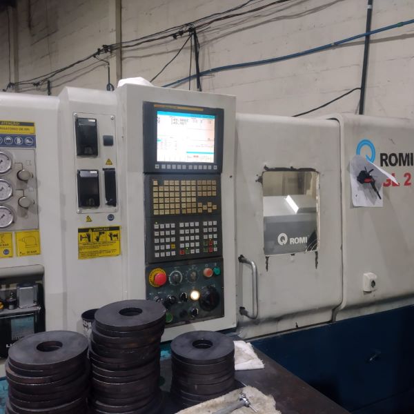 Torno CNC ROMI GL240
