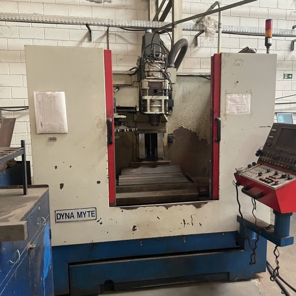 Centro de Usinagem Vertical DYNA DM4500