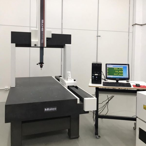 Tridimensional MITUTOYO BH-715
