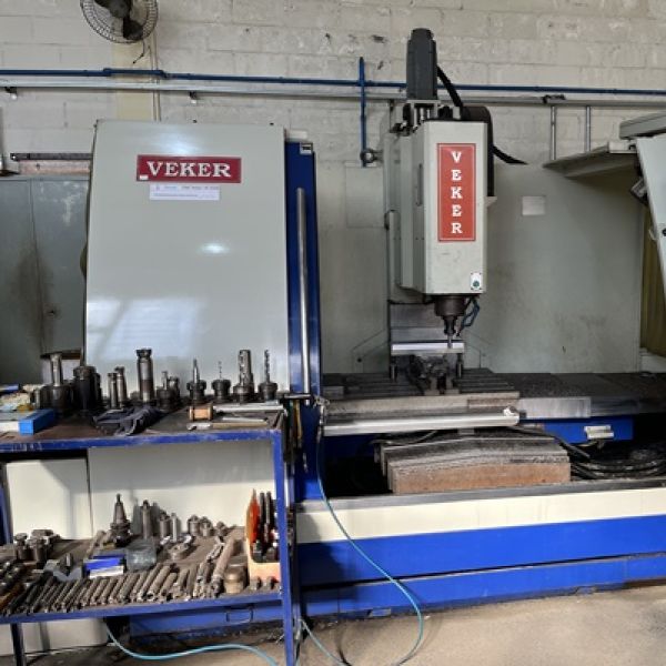 Fresadora CNC VEKER VK4700D