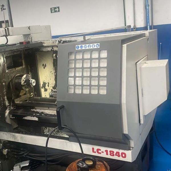 Torno CNC BARON-MAX LC1840