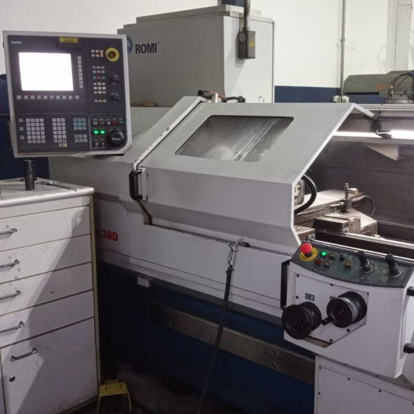 Torno CNC ROMI CENTUR 30D MULTIPLIC