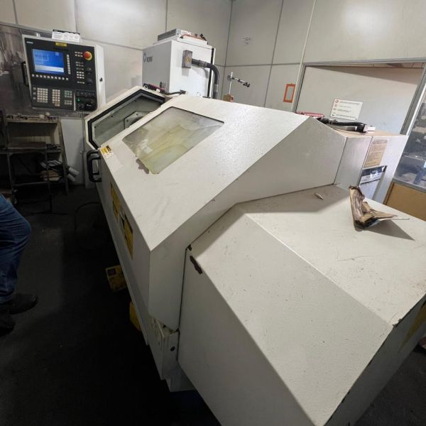 Torno CNC ROMI CENTUR 30D