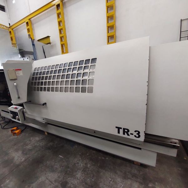 Torno CNC TRAVIS TR-3