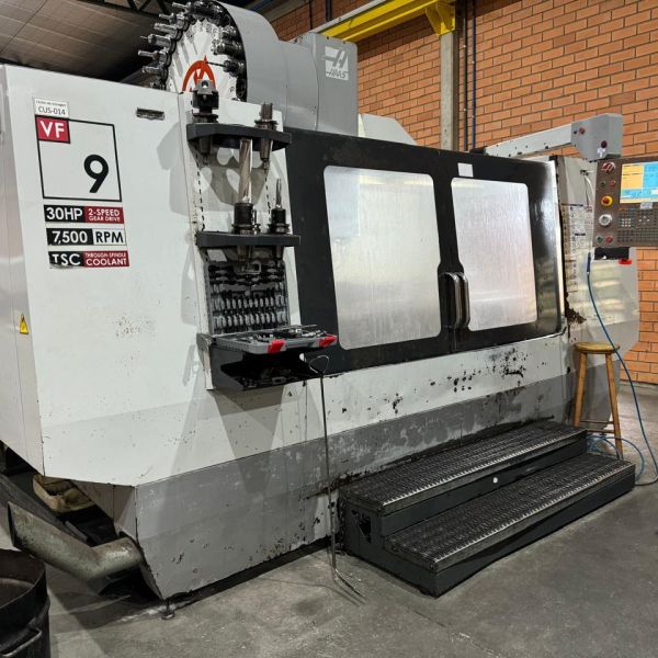 Centro de Usinagem Vertical HAAS VF-9
